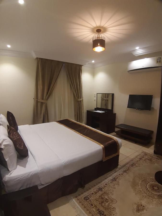 Al Rawda - Hotel Табук Екстериор снимка