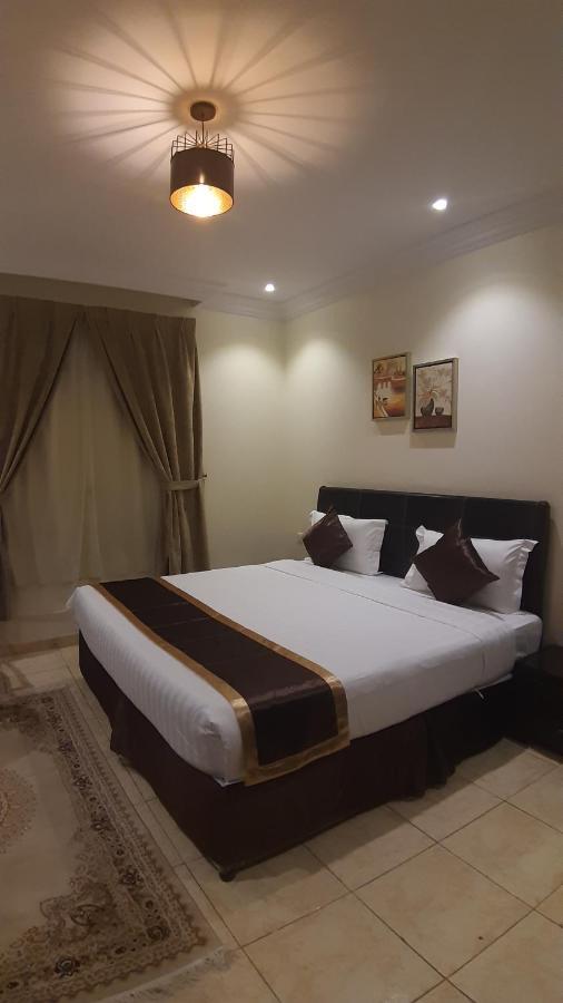 Al Rawda - Hotel Табук Екстериор снимка