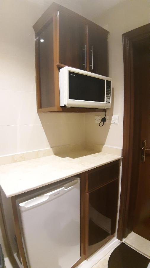 Al Rawda - Hotel Табук Екстериор снимка