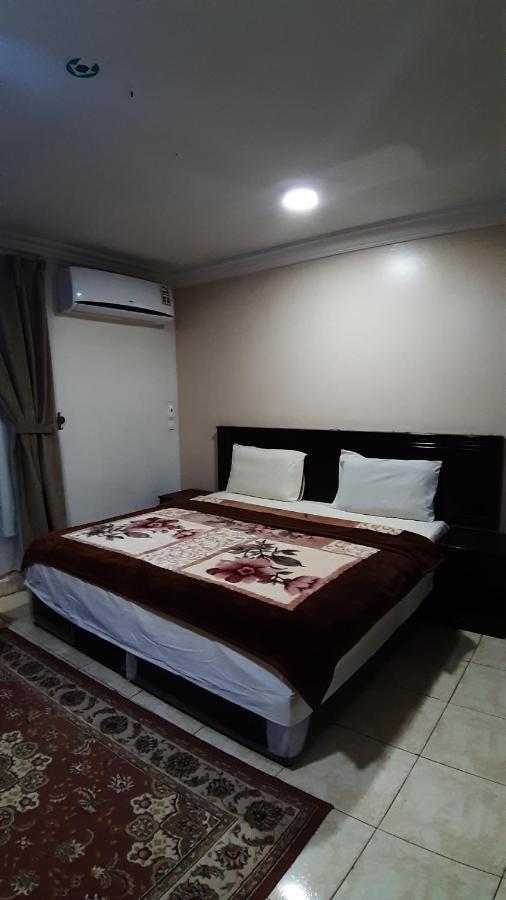 Al Rawda - Hotel Табук Екстериор снимка