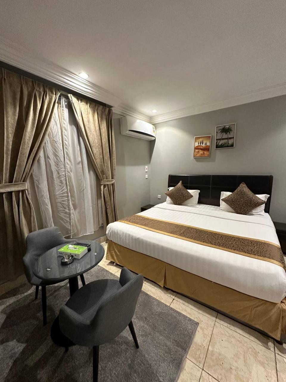 Al Rawda - Hotel Табук Екстериор снимка
